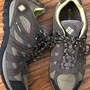 Columbia low cut hiking boots